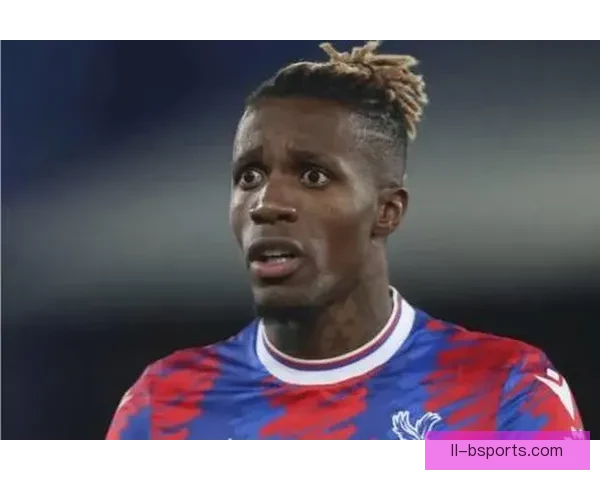 扎哈免签加盟加拉塔萨雷首季表现起伏最终被外租离队背后原因解析